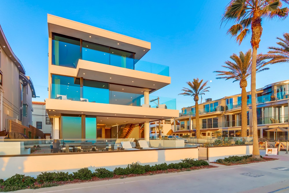 <span>Rent Your Home</span> with SDVR callout